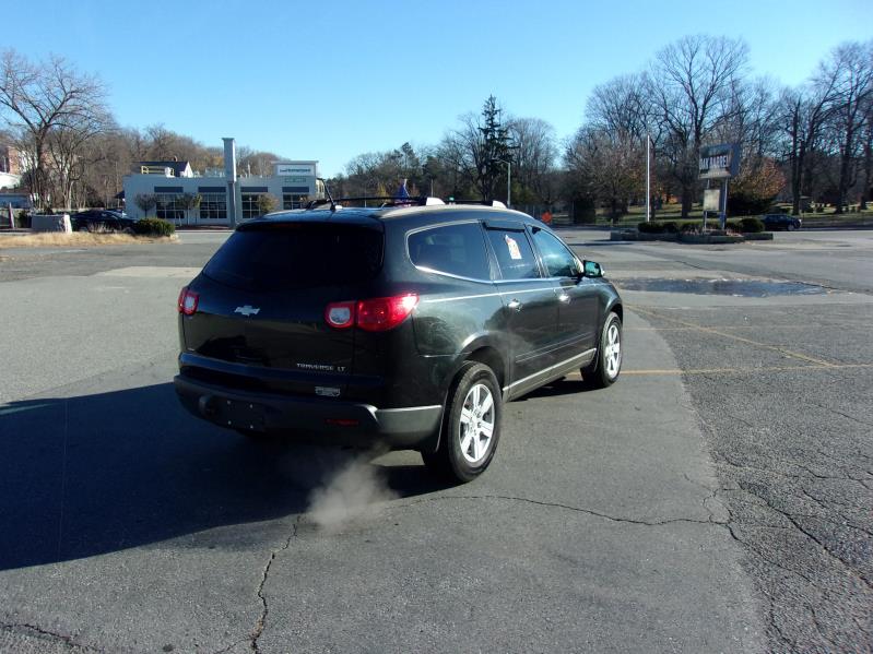 2011 Chevrolet Traverse LT photo 6 of 27 of 1gnkvged7bexample