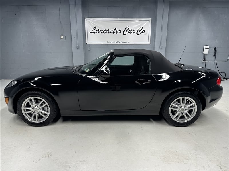 2010 Mazda MX-5 Miata Sport photo 7 of 33 of jm1nc2ef0aexample
